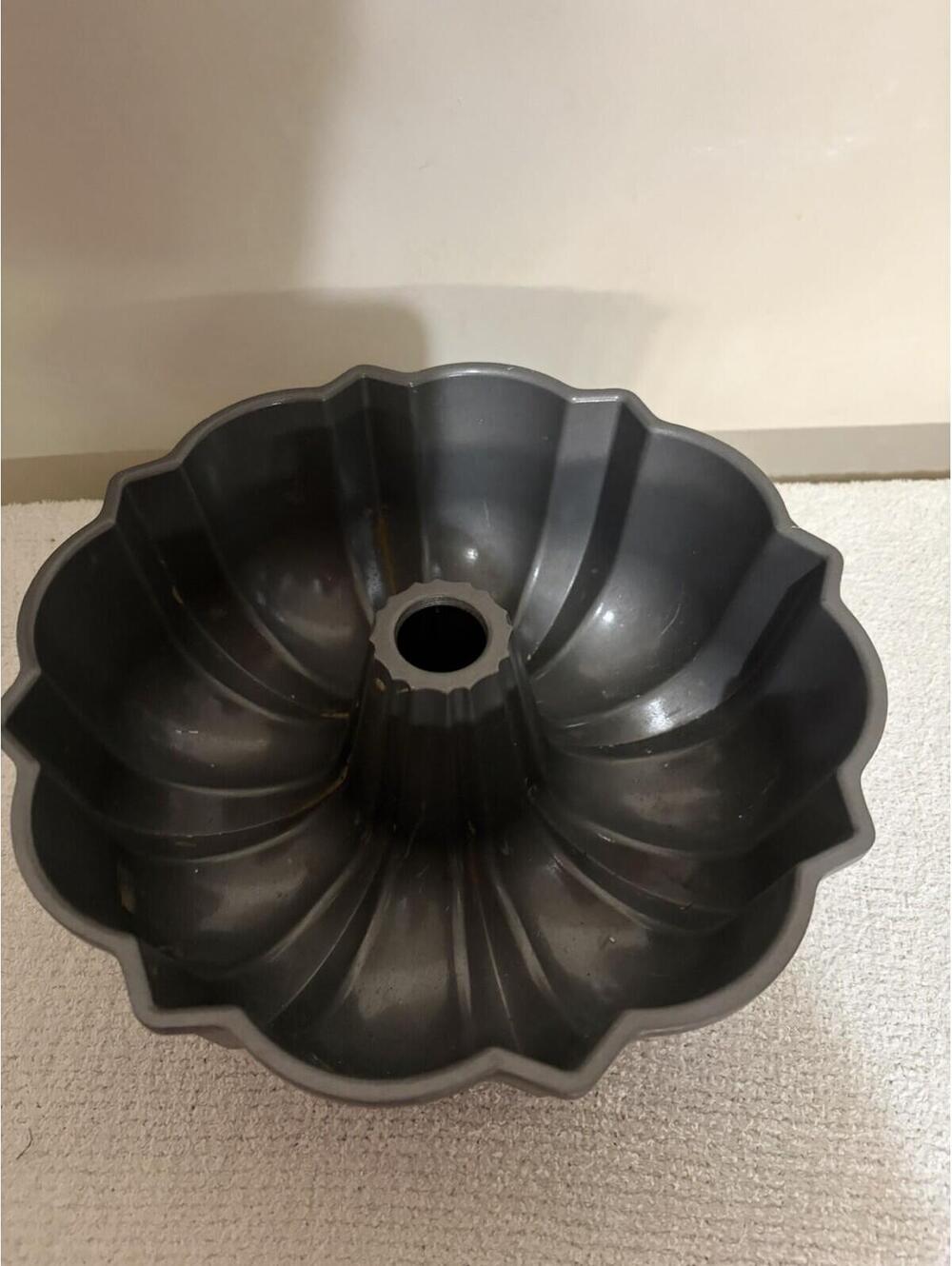 Original Genuine Bundt Brand Fluted Pan
